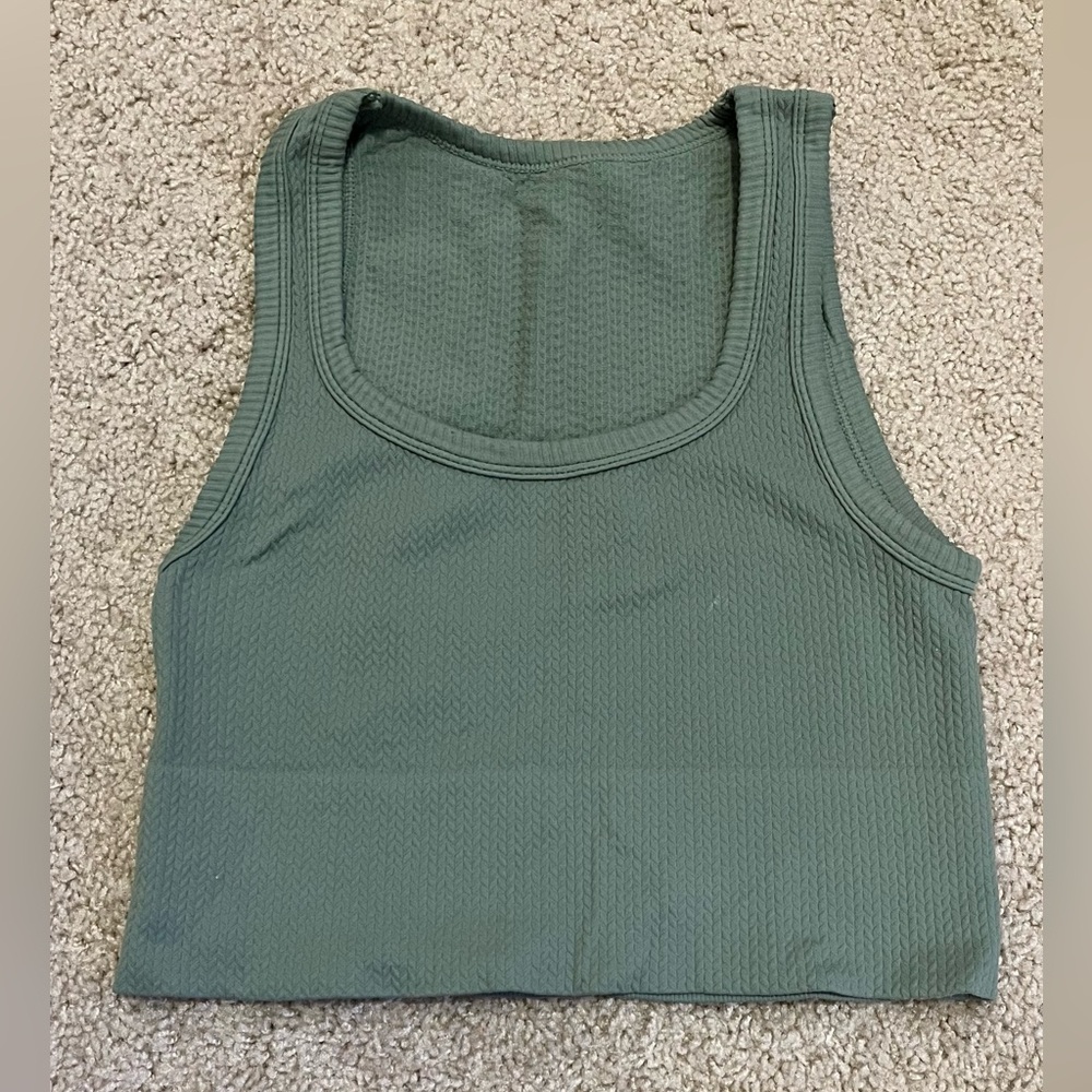Avocado Cropped Tank Top size S/M